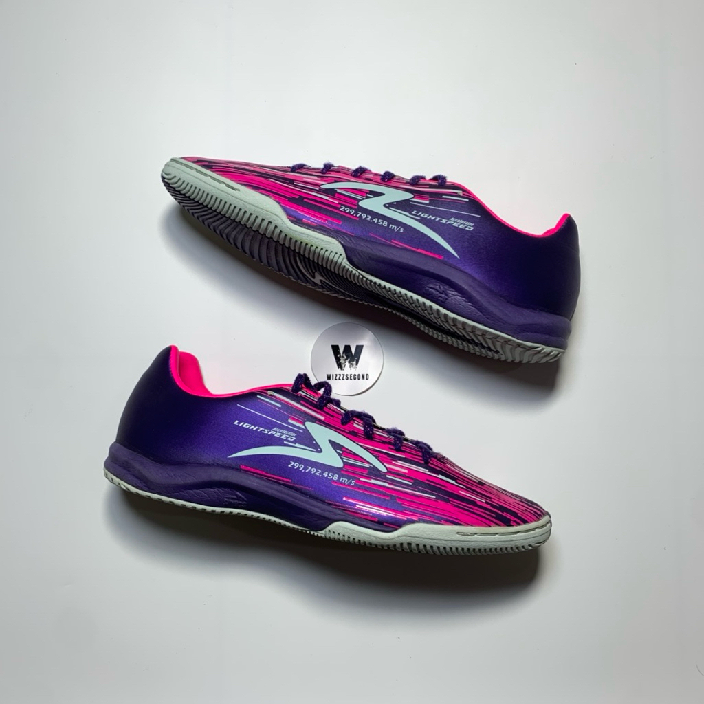 Specs Lightspeed Reborn Valhalla In Size 40 Likenew