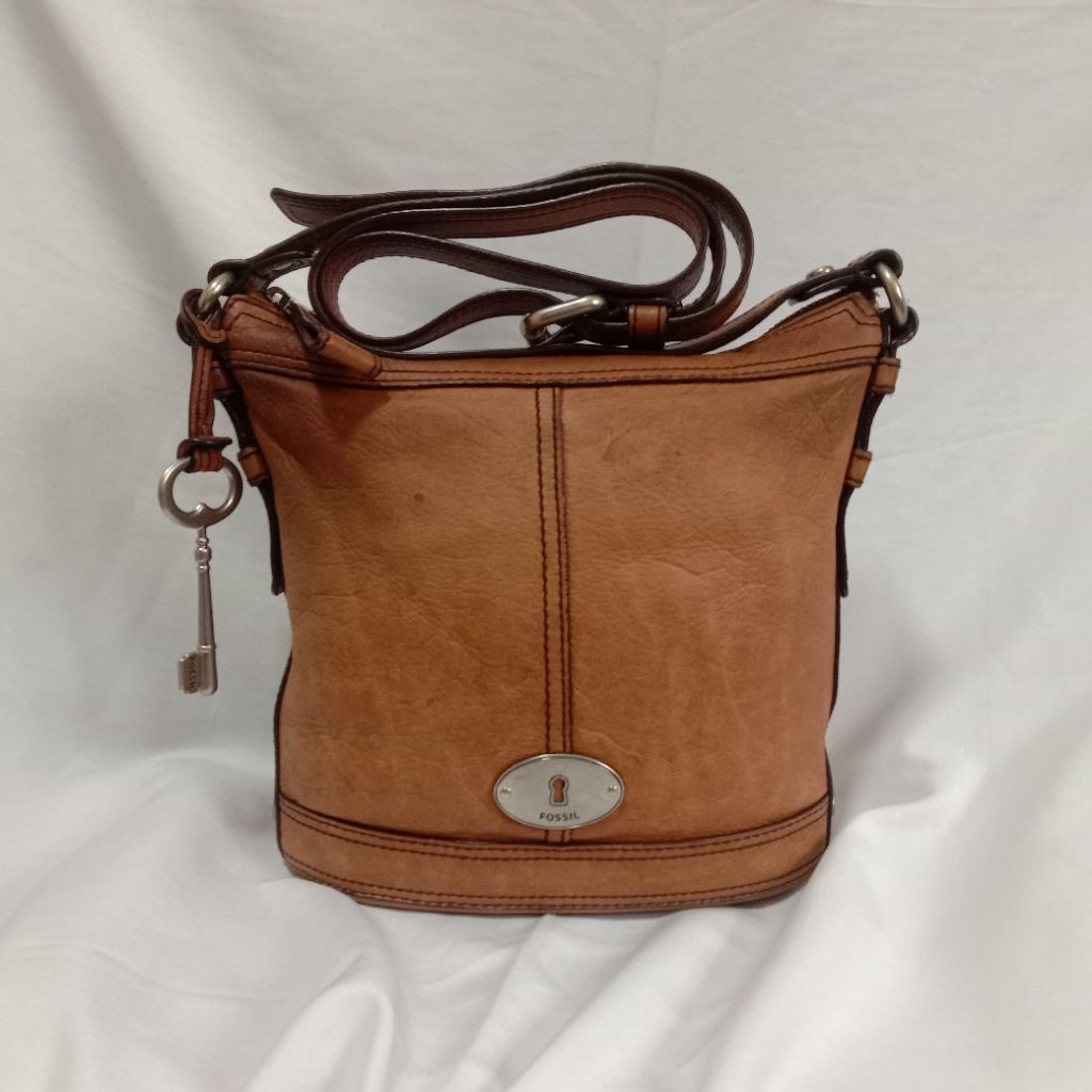 tas ocil maddox, tas ocil kulit asli, tas maddox bucket, tas ocil sling bag, tas ocil slempang, tas 