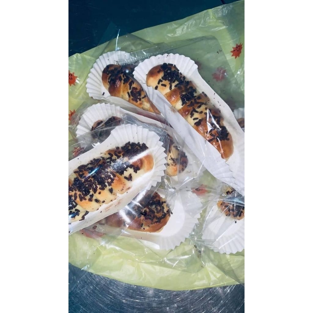Pisang Gulung Keju Coklat (OWNER Adua Bakery Makassar)