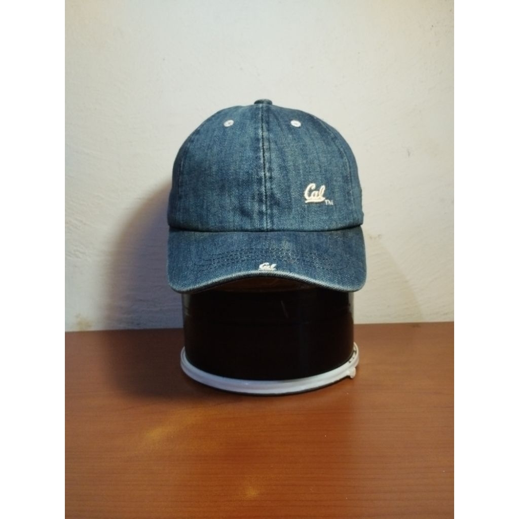 Topi Denim California UC Berkeley
