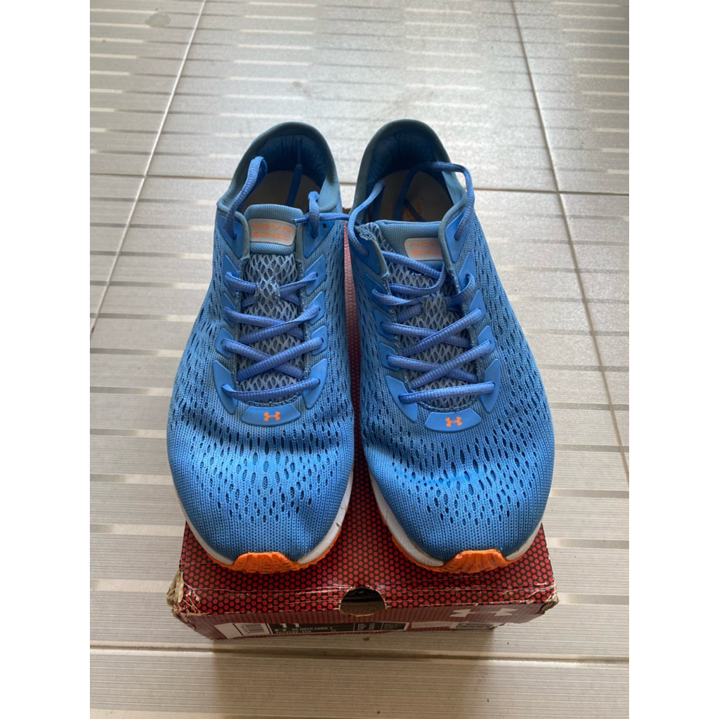 Sepatu UA HOVR Und*r Armour size 45