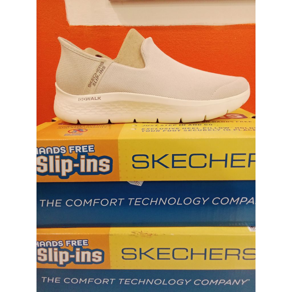 Sneakers Pria Skechers Go walk Flex