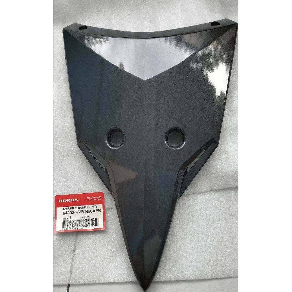 64302-KVB-N50AFB COVER FRONT TOP Panel Dada dasi Vario 110 techno Hitam Abu Abu ORI AHM