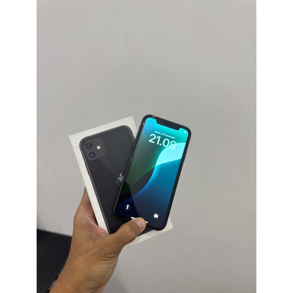iPhone 11 128Gb iBox
