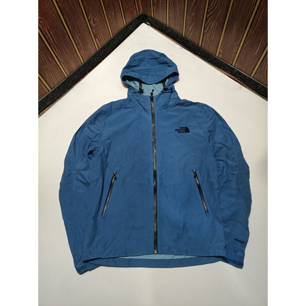 jaket outdoor gunung TNF