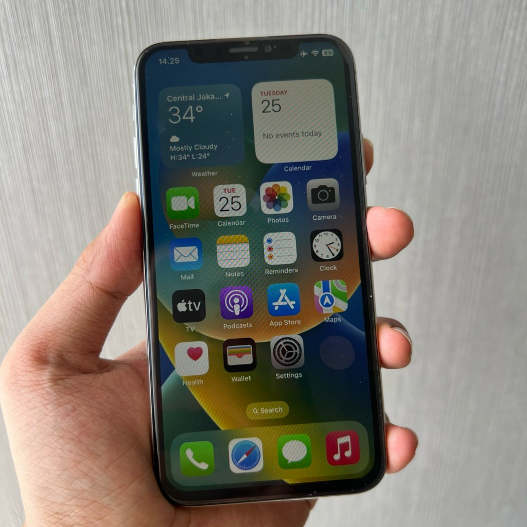 iPhone X 64Gb warna silver kondisi baca deskripsi