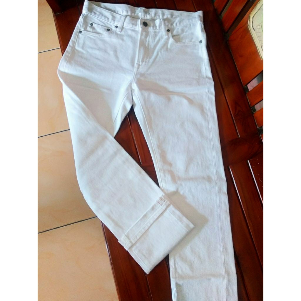 Celana Uniqlo Jeans Selvedge RedLine White 30