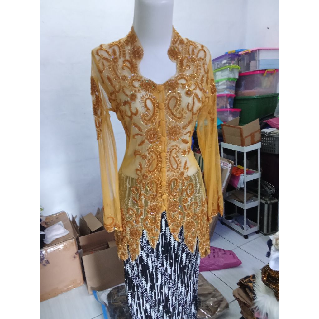 KEBAYA IBU HAJAT GOLD (2PCS)