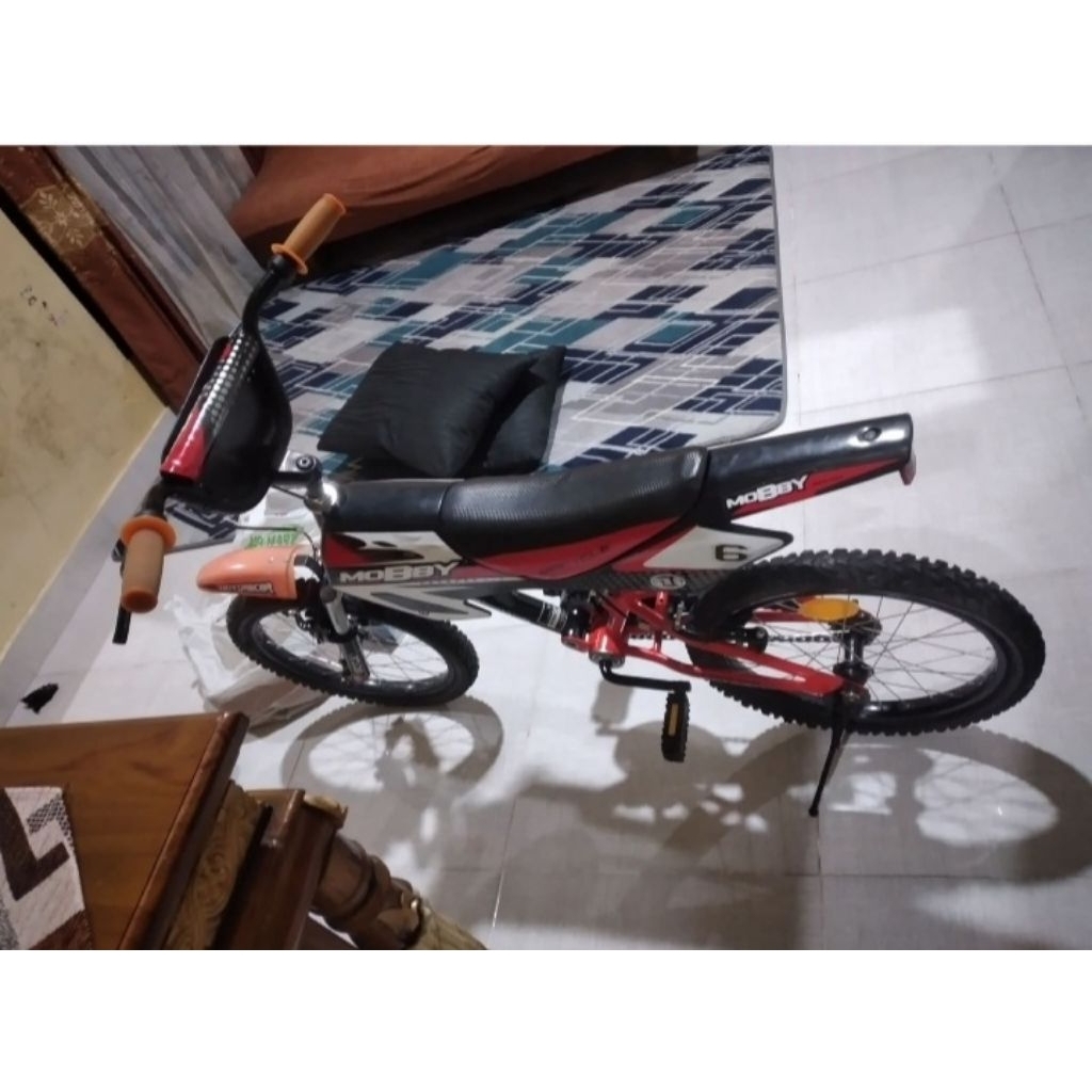 sepeda wimcycle mobby ukuran 18