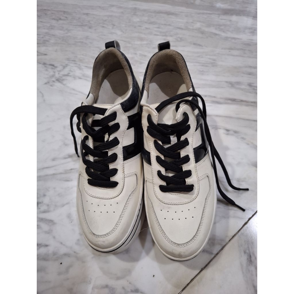 Sneaker Tinggi Hak Putih Heels 6cm Merk Hogan