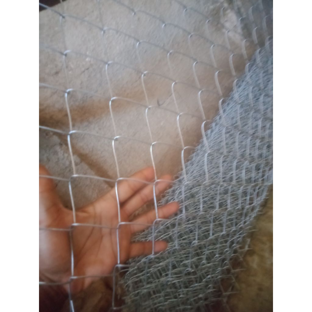 kawat pagar harmonika 1.6 lubang 5x5cm