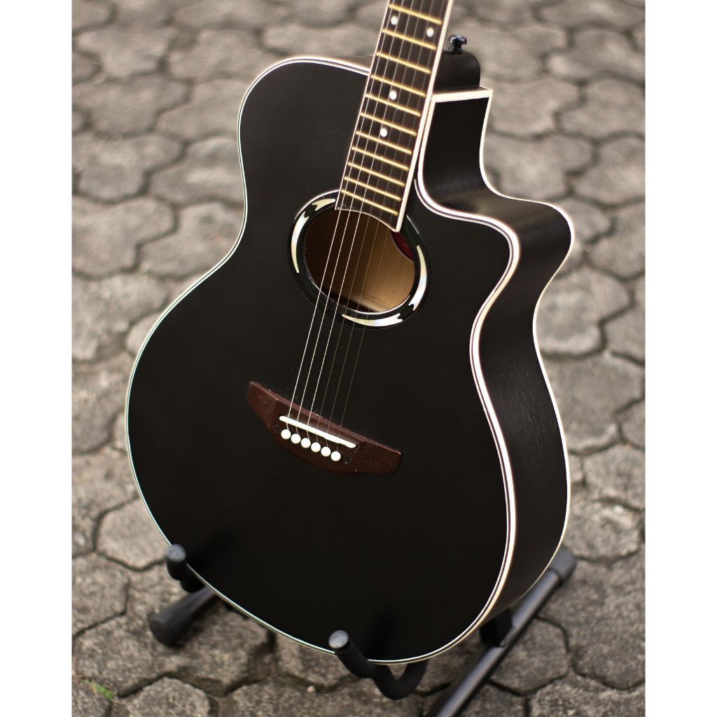 Gitar Yamaha Apx 500i custom pabrik.tanam besi