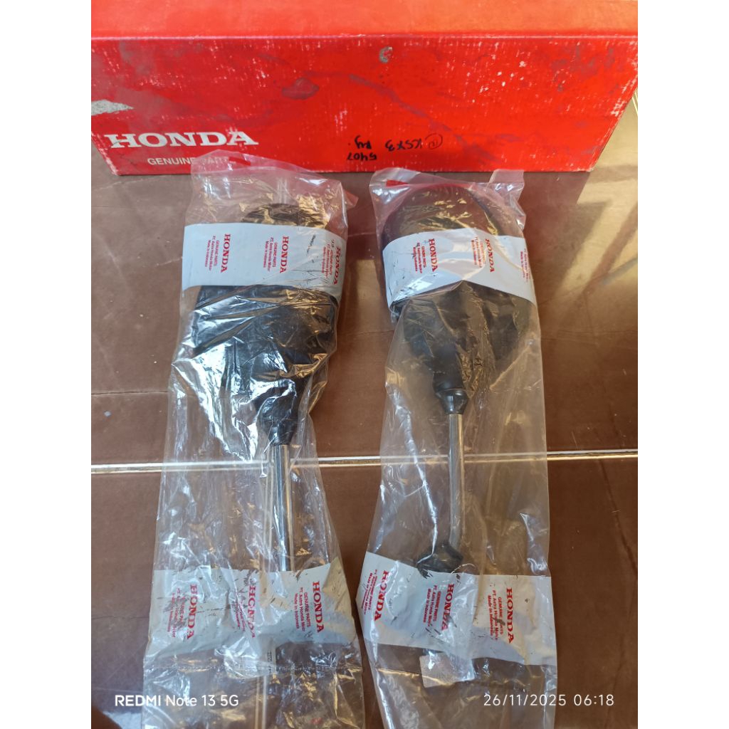 88120-KPH-880 kaca spion honda karisma 125 bagian kiri&kanan original AHM