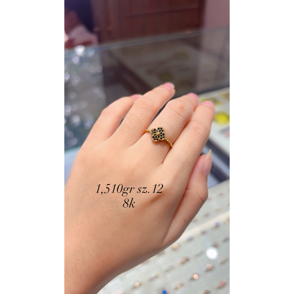 Cincin emas kadar 375%