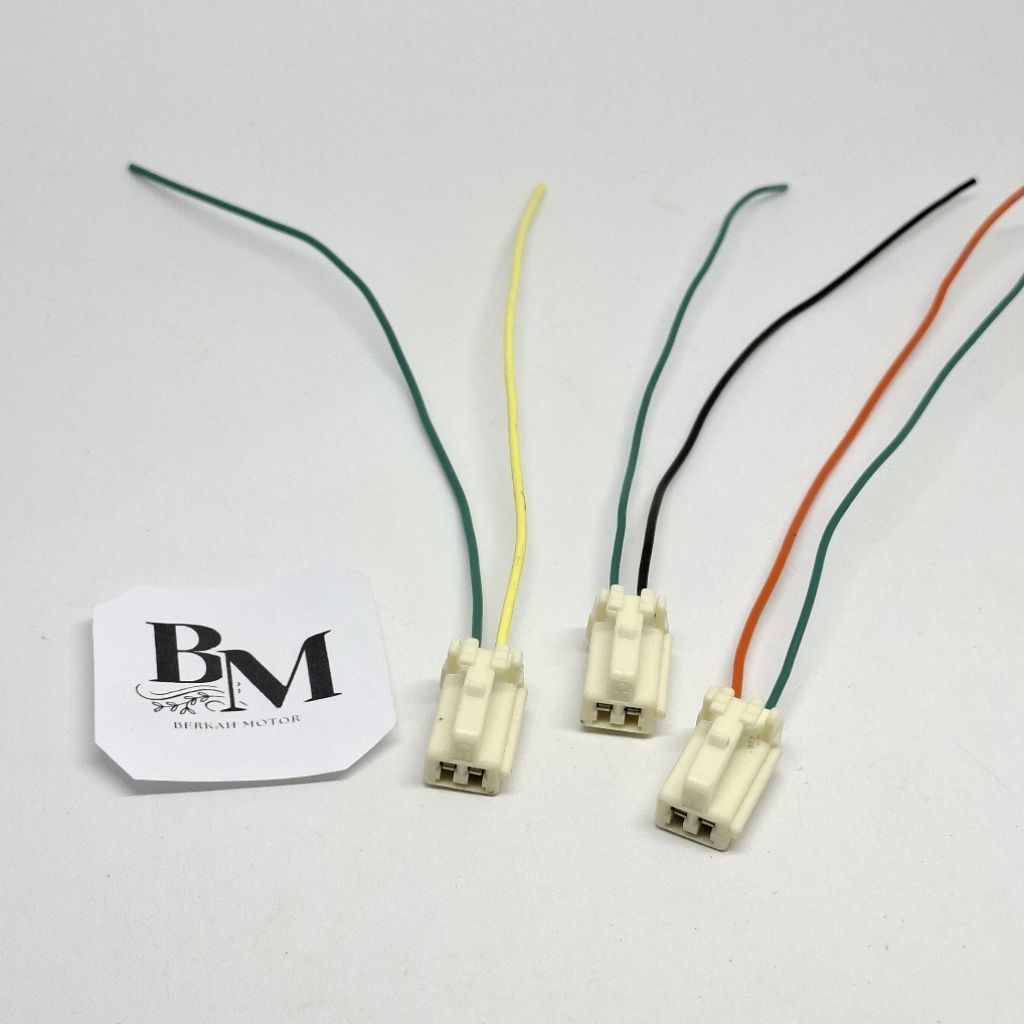 Soket - Socket Female Lampu Spoiler Belakang Atas toyota avanza