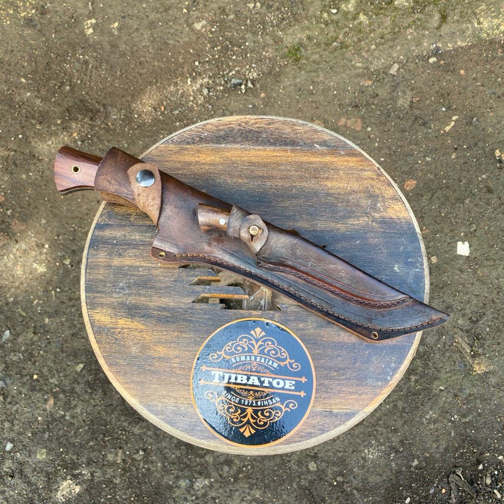 pisau gunung cocok untuk survival dan outdoor