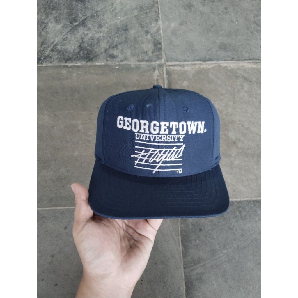 Topi Georgetown Hoyas