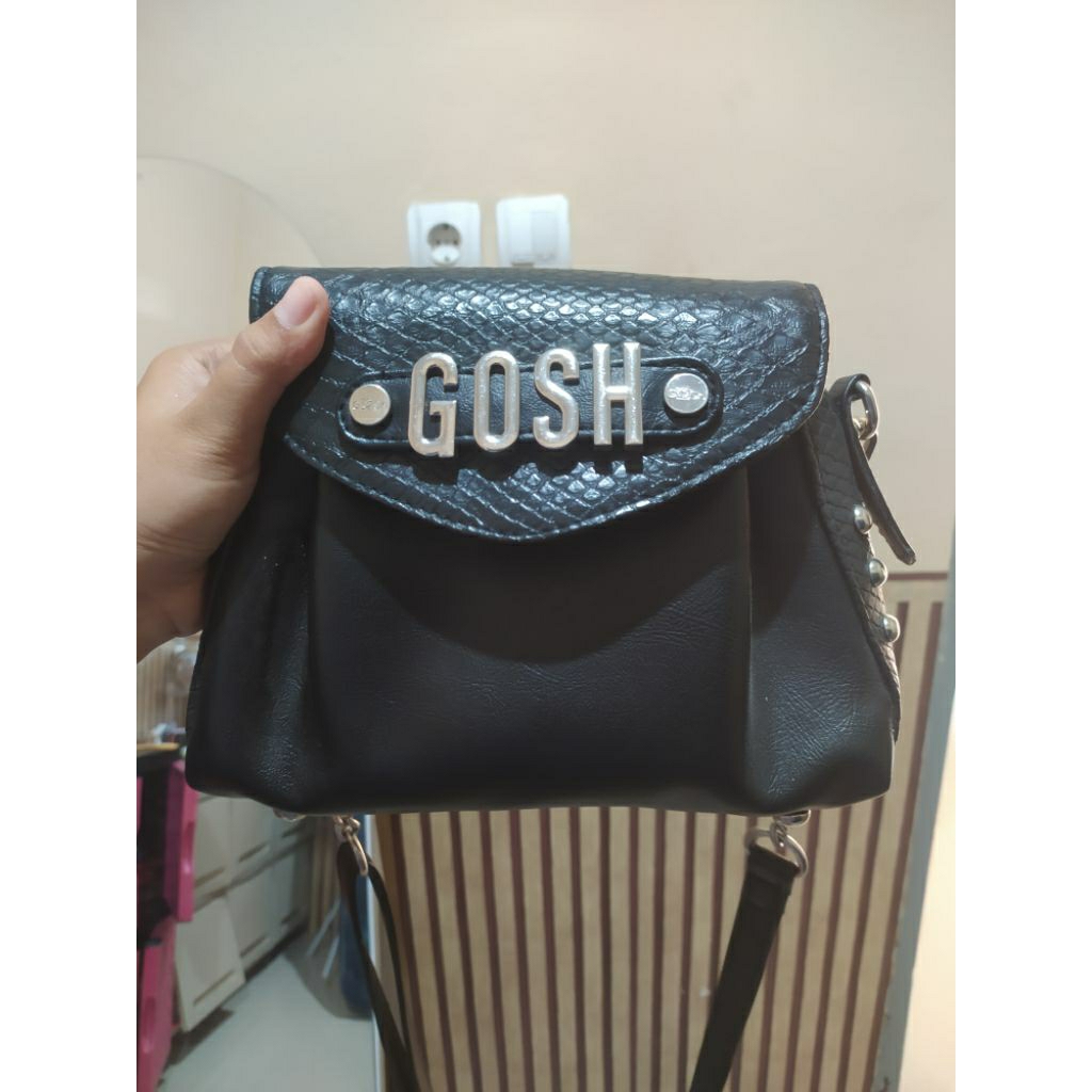 preloved gosh stude hitam