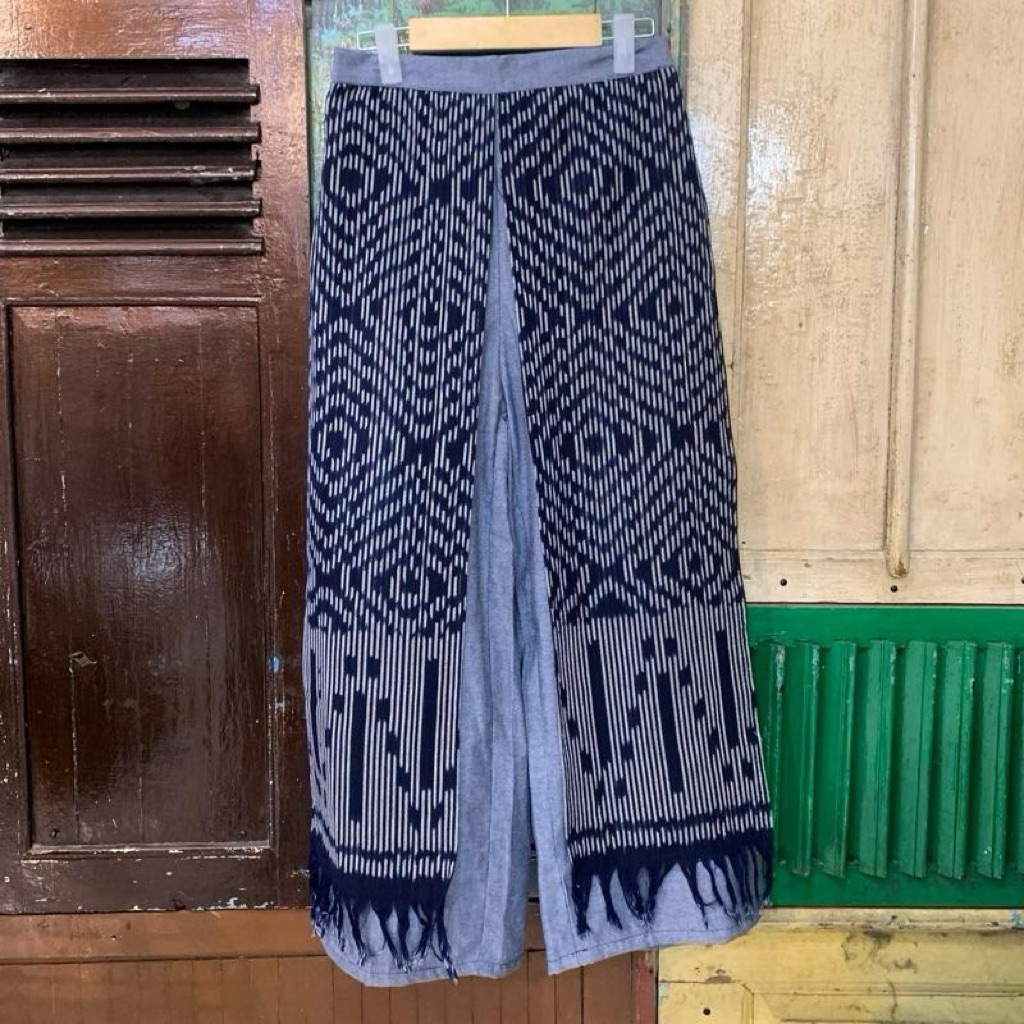 Luwes Putera Celana Panjang Tenun