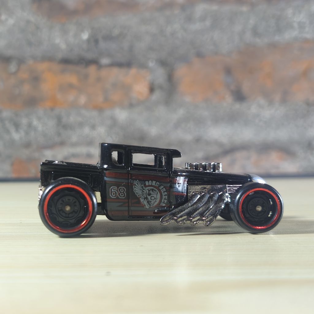 Hot Wheels Bone Shaker - Loose Mulus