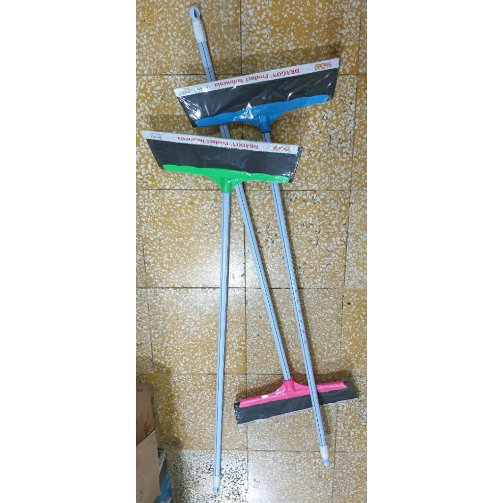 Karet dorong air / serokan air / pel lantai karet merk Dragon