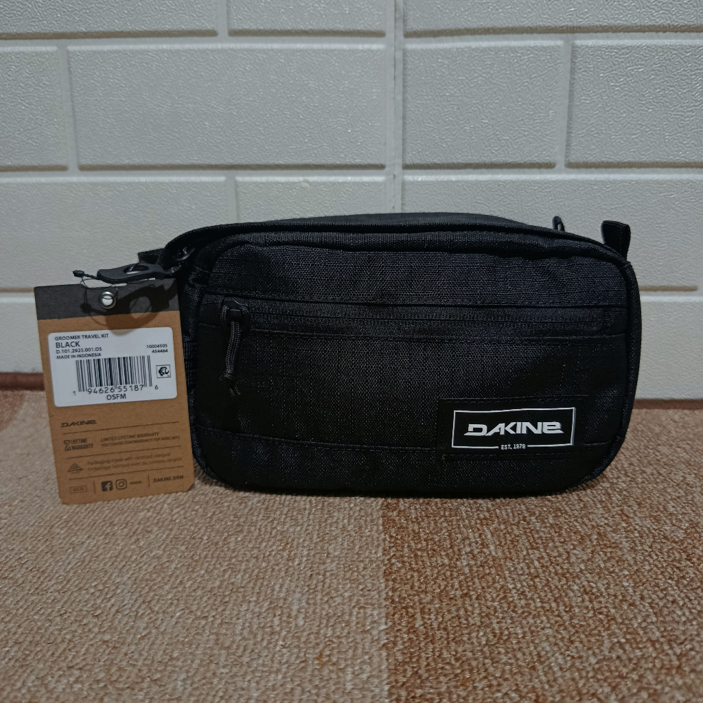 Tas Perlengkapan Traveling Dakine Travel Kit Groomer M - Black Original Pouch Hand Bag Unisex