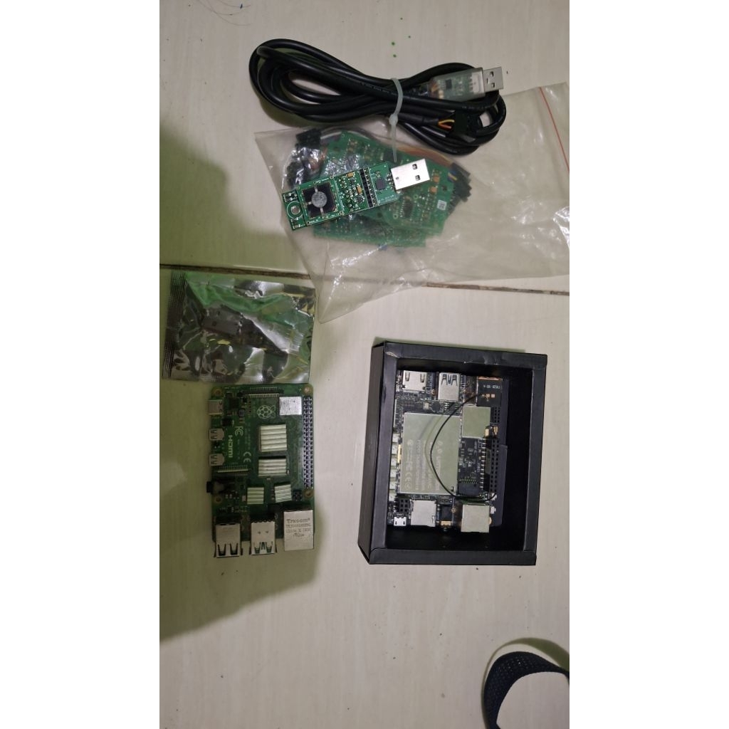 Rapsberry pi4, mini pc bmax