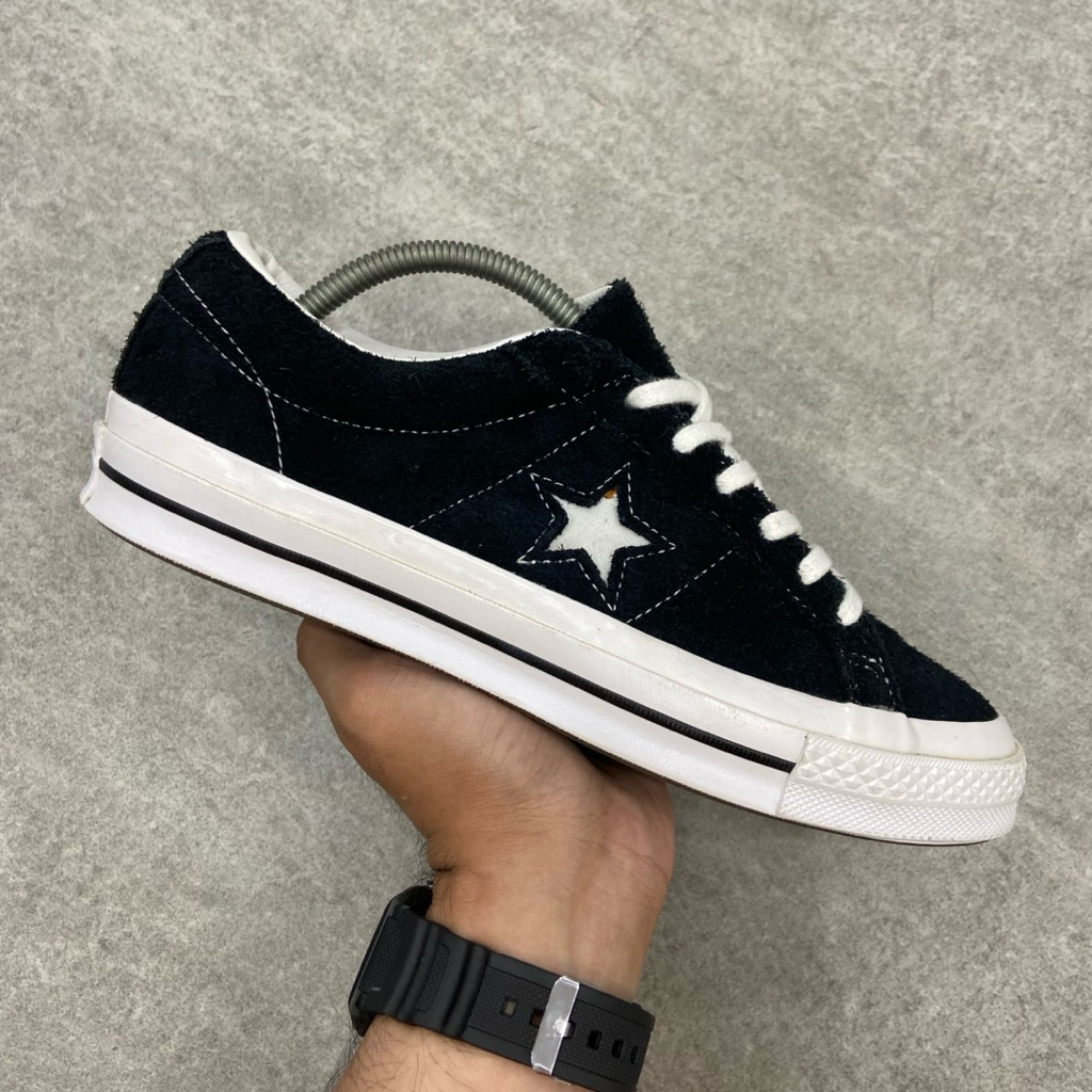 [Size 41] Converse One Star OX Suede Black White Second Original. Harga Barunya 1.2 - 1.3 Juta Rupia