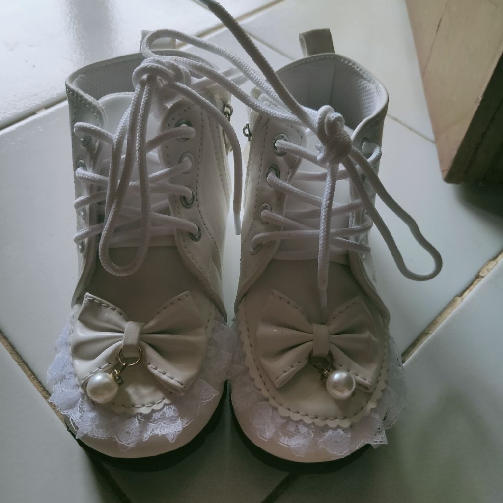 PRELOVED SEPATU BOOT ANAK SIZE 30