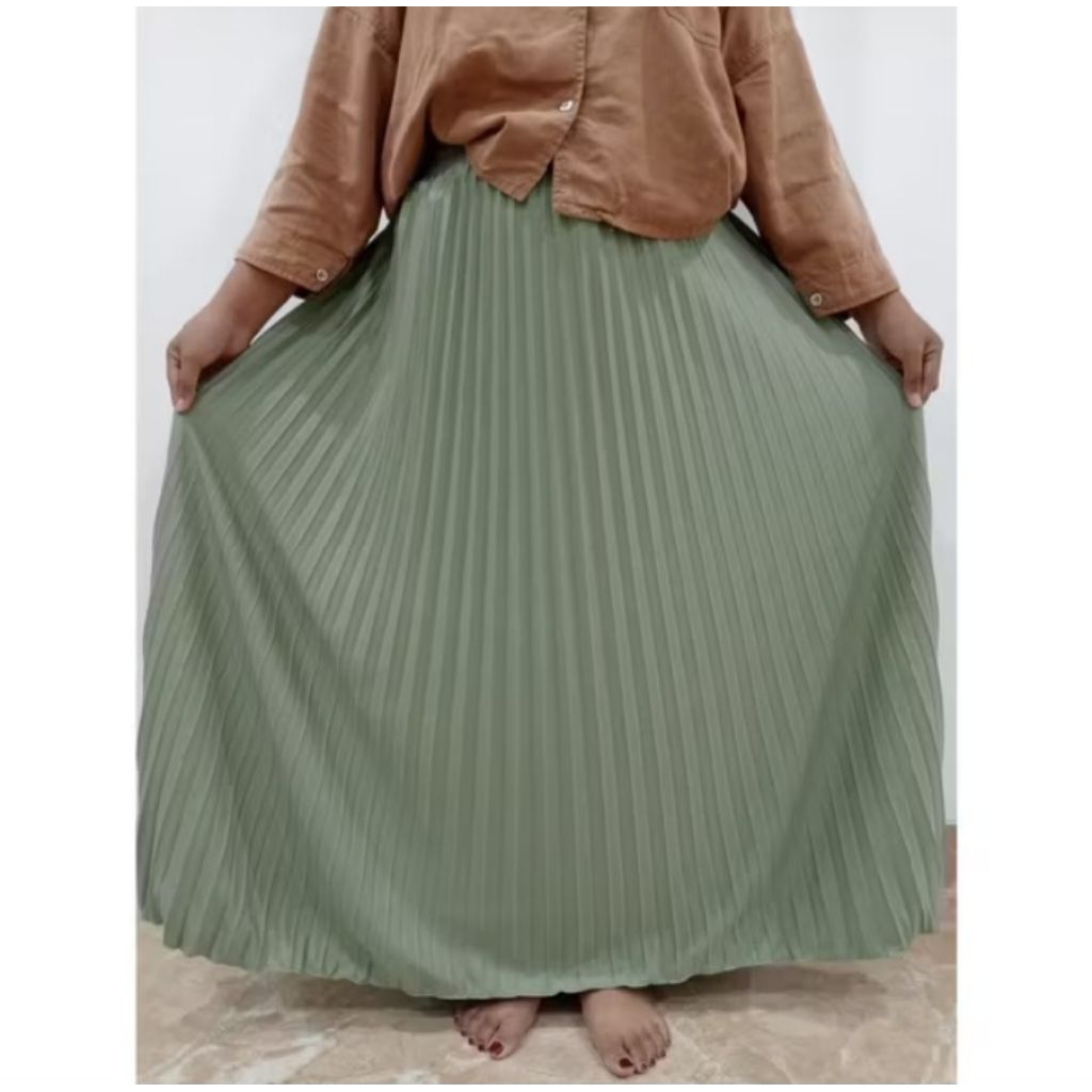 preloved rok plisket hijau mint
