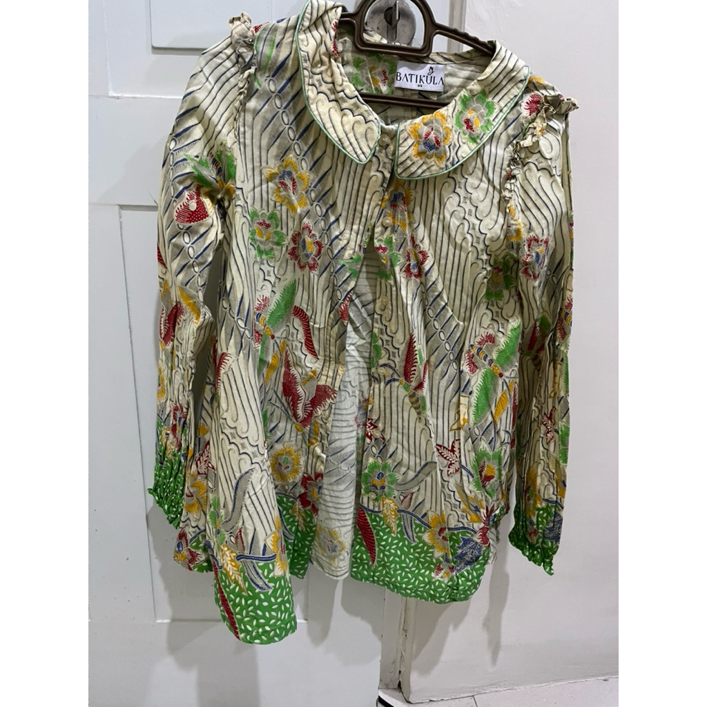 Preloved Batik Kerja Kantor Wanita merk Batikula size XS