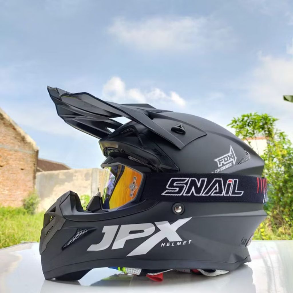 Helm Cross JPX Solid Black Doff + Snail Red (bekas)