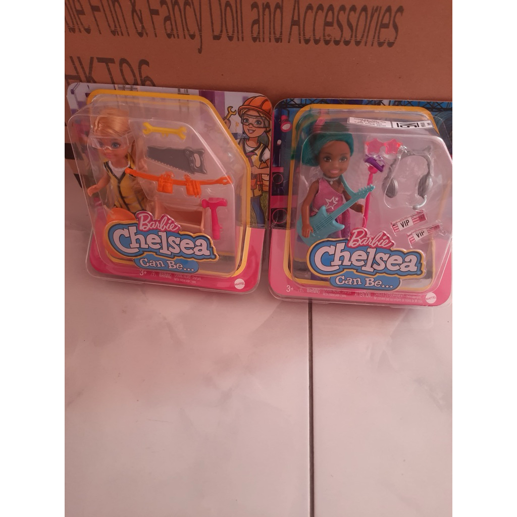 boneka Barbie Chelsea
