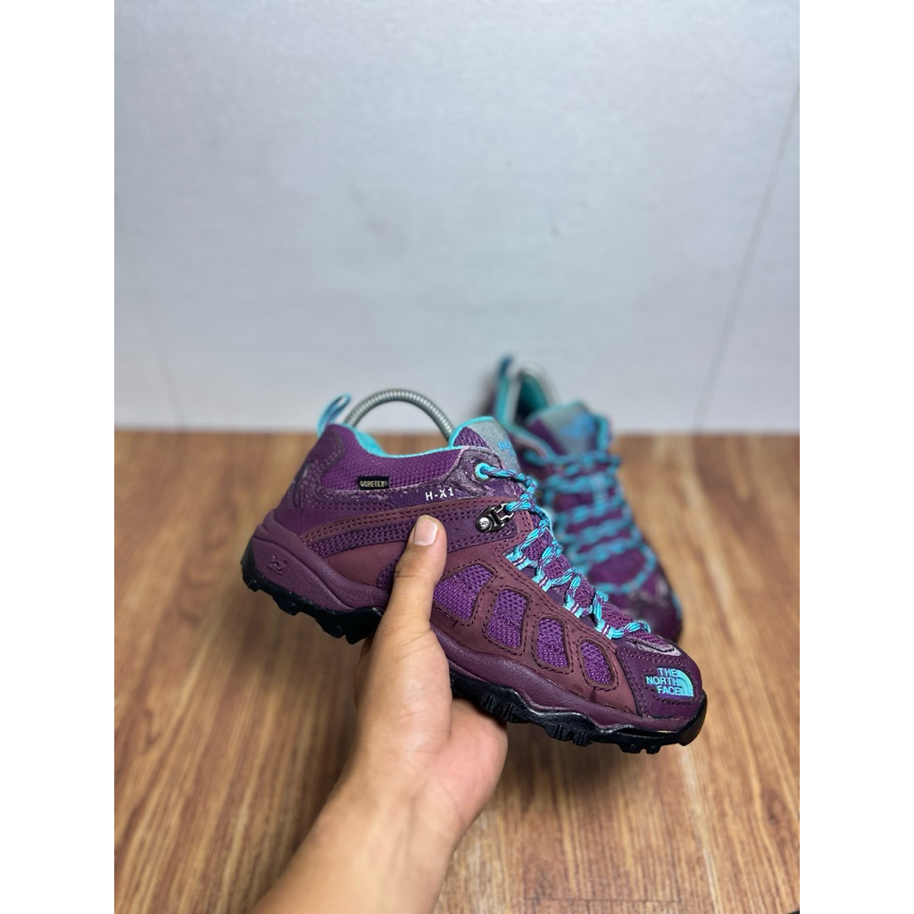 sepatu gunung second the north face