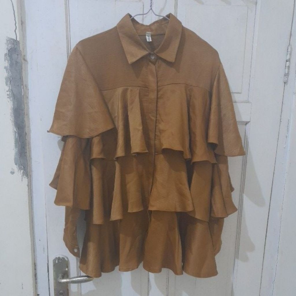 Atasan / kemeja / blouse vanilla hijab preloved