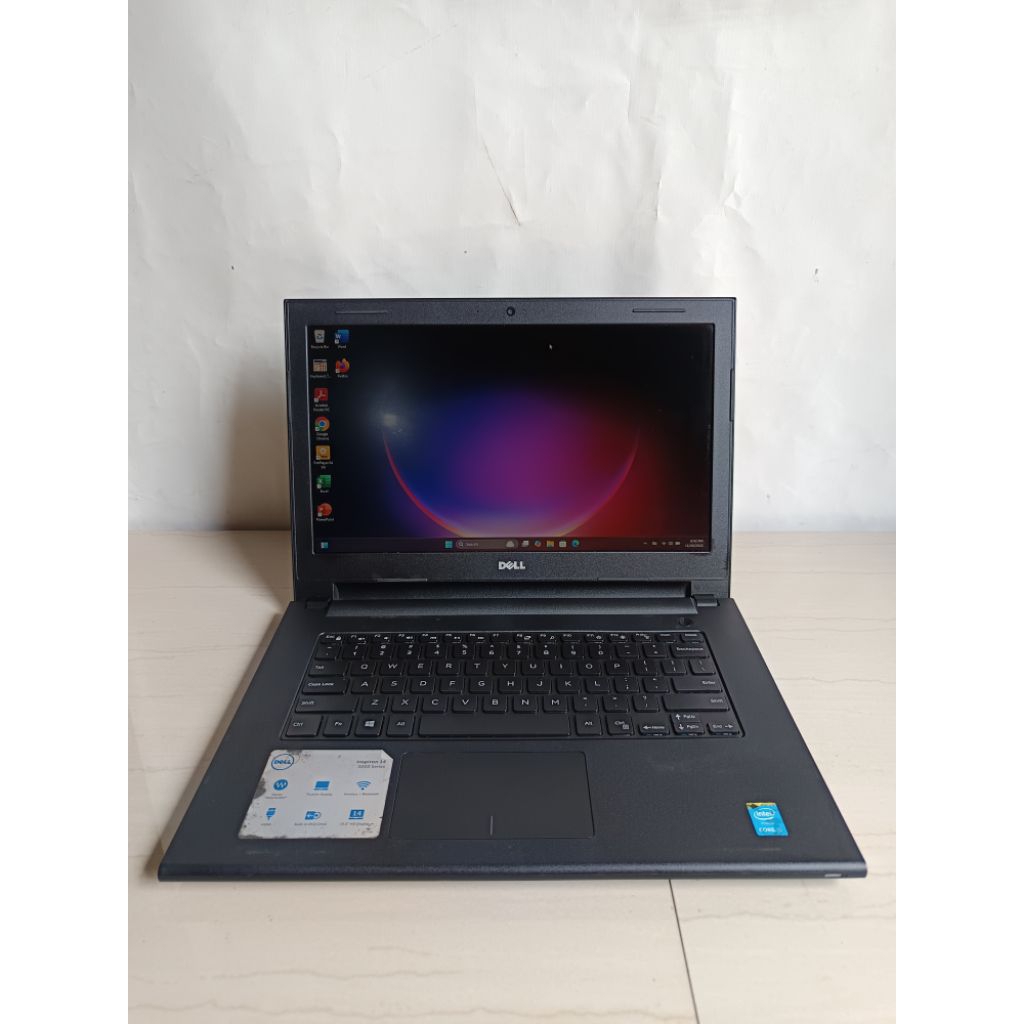Laptop dell ispiron 14 prosesor intel core i5 ram 8gb