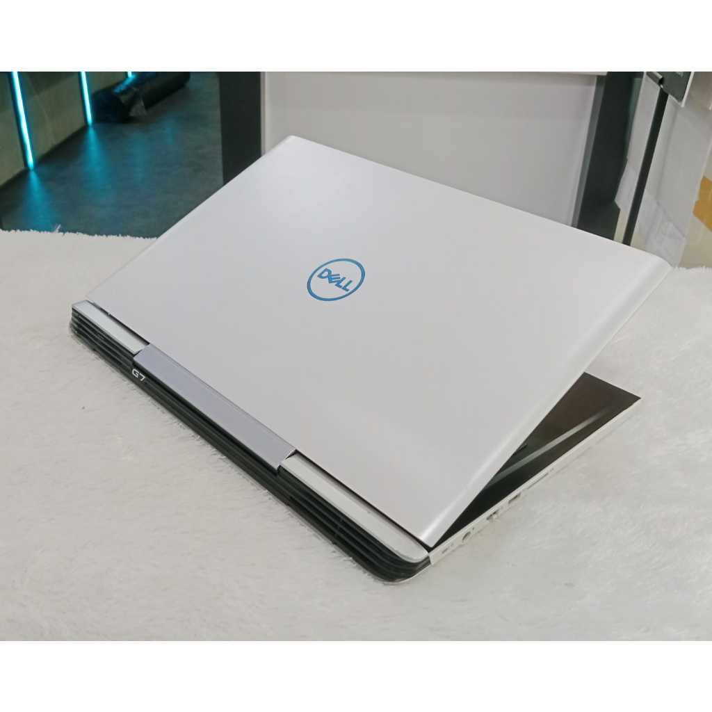 Laptop Leptop Gaming Desain G7 7588 Core i7 Gen 8 - RAM 16GB - SSD 256B + HDD 500GB - 15 inch - Nvid