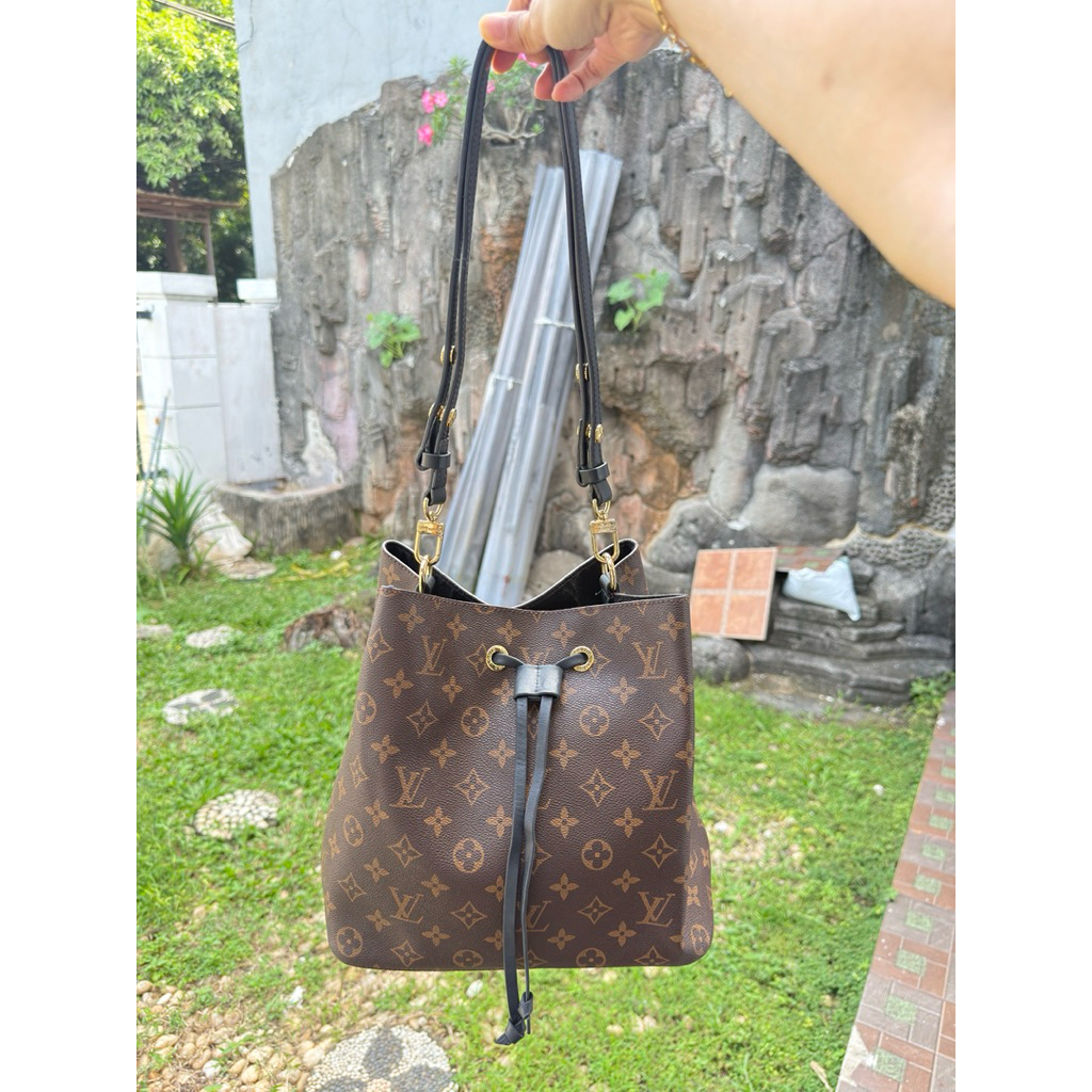 LV Neo Noe Monogram