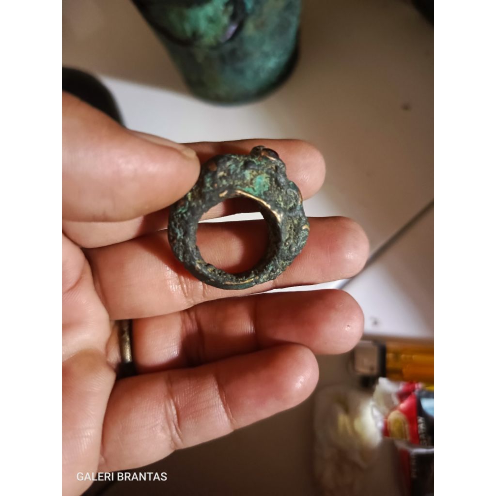cincin perunggu temuan
