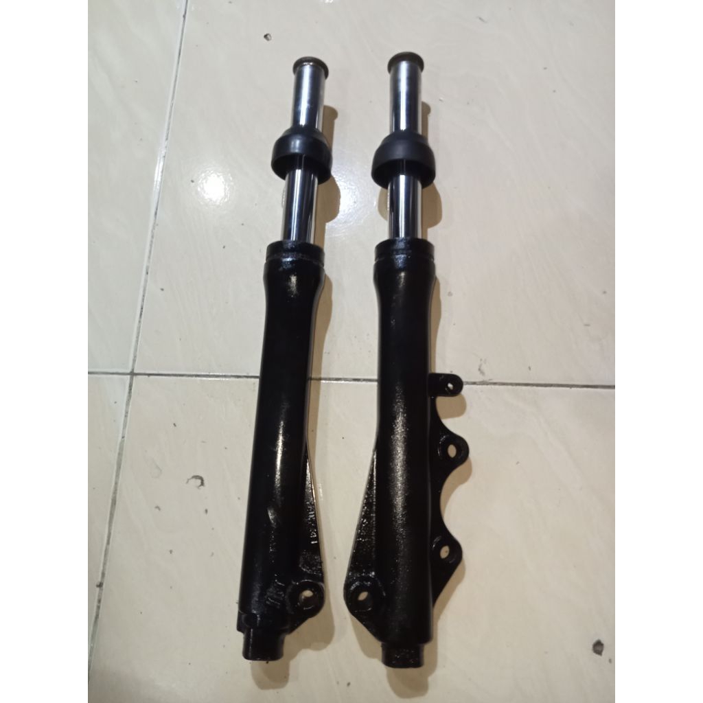 Shockbreaker Shock depan Skok depan Yamaha F1Z R fiz-R Fiz Force one original