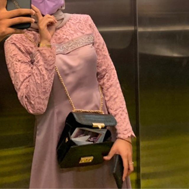 Dress A Ungu Lilac Brokat