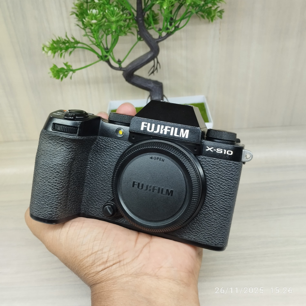 Fujifilm XS10 Body Only
