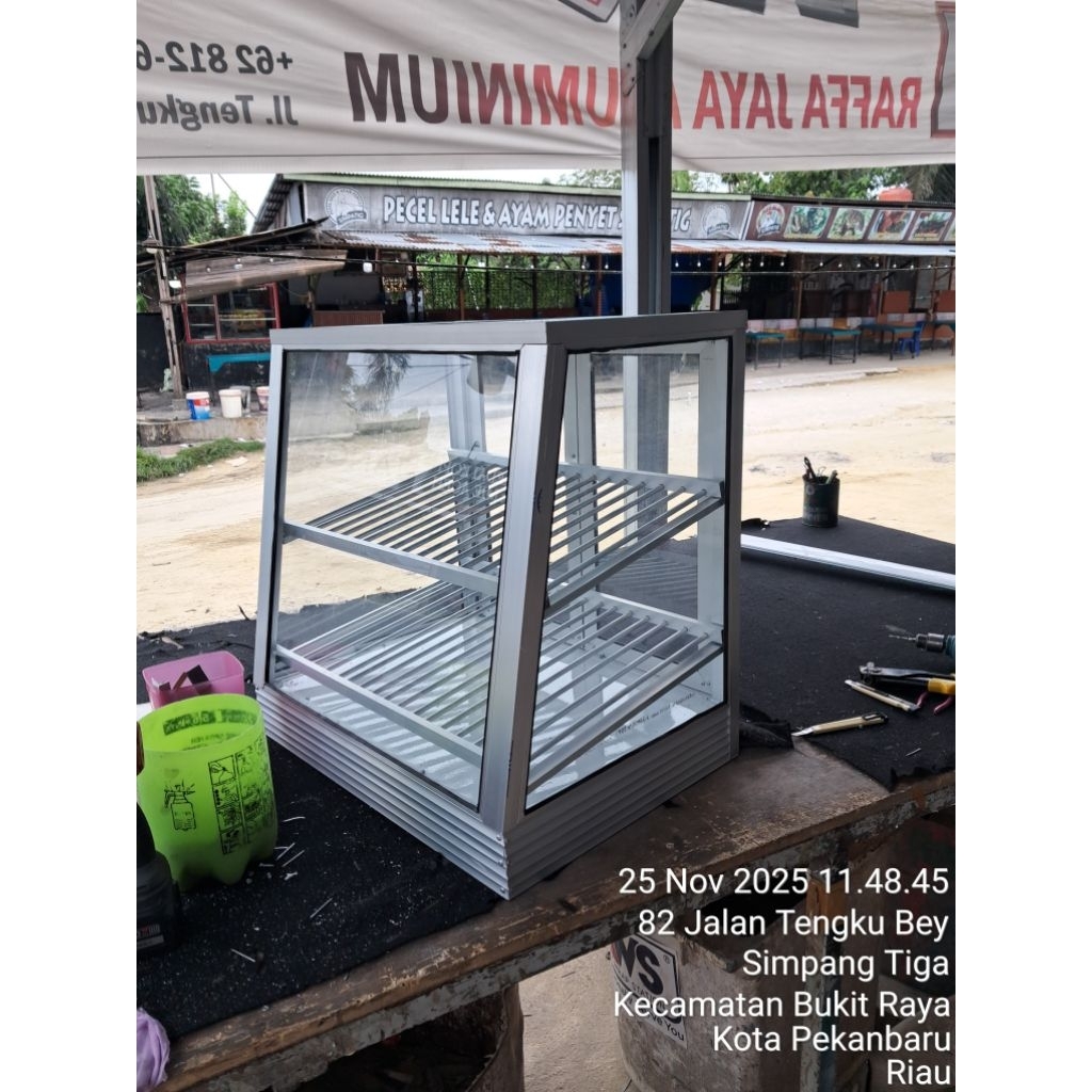 etalase fried chicken