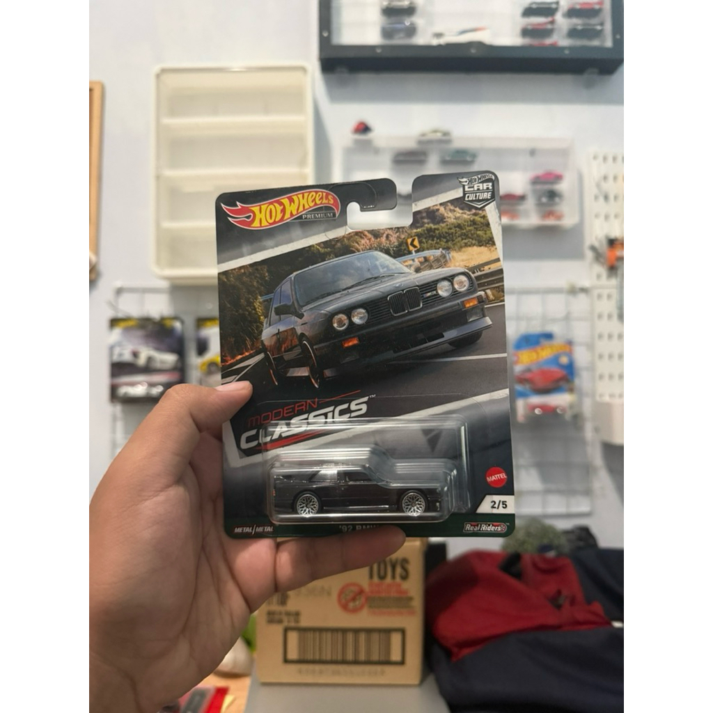 Hotwheels Premium Bmw M3 E30 Modern Classic