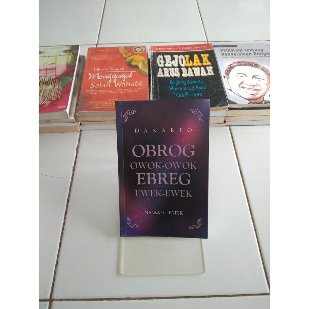 obrog owok-owok ebreg ewek-ewek naskah teater