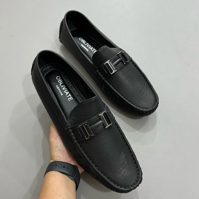 Sepatu Pantopel Dewasa Laki-laki Obliviate