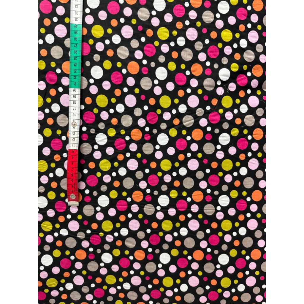 kain katun motif polkadot warna - warni