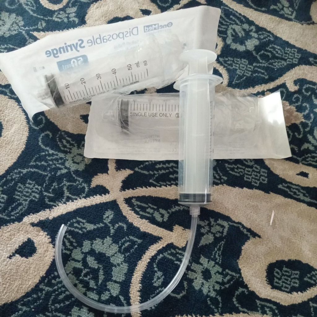 Suntik Parfum. 50-60ml Plus selang