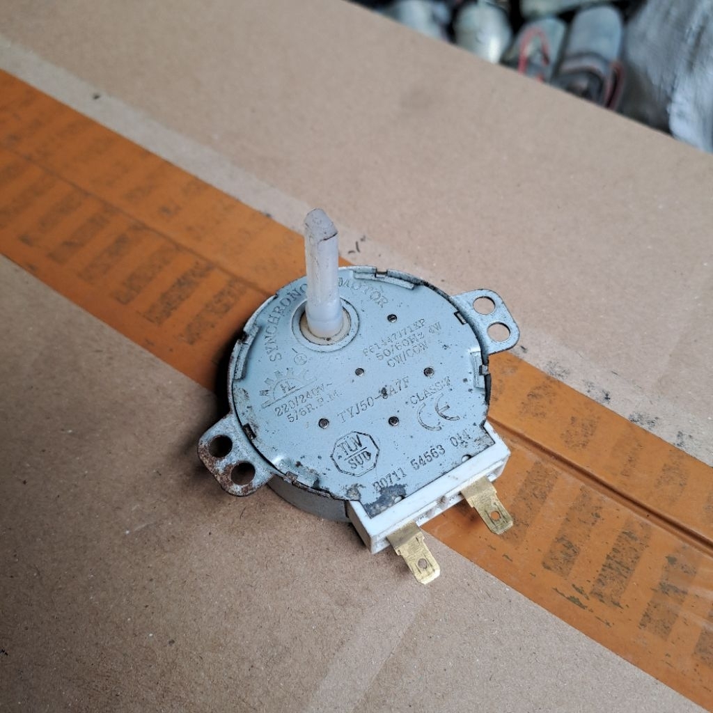 SYNCHRONOUS MOTOR 220VAC 4W 5/6RPM DINAMO SYNCHRONOUS MICROWAVE OVEN TYJ50-8A7F