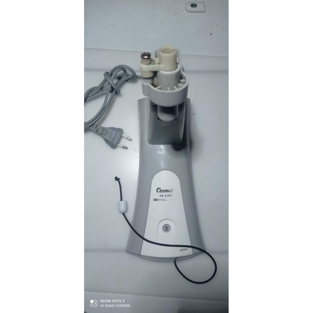 Bodi Body Kipas Angin dinding Cosmos 16 in 12-CWF